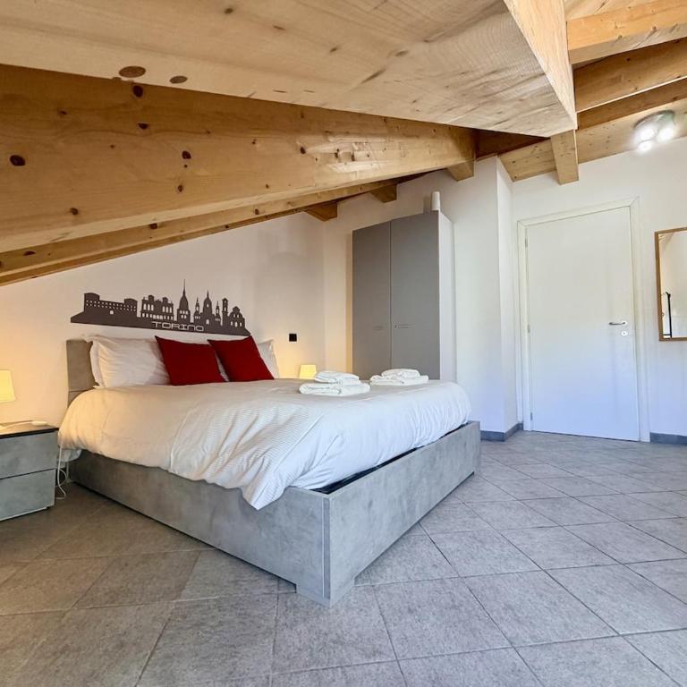 Thiago Home-Elegant Mansarda Santa Giulia Square - One-Bedroom Apartment - 3
