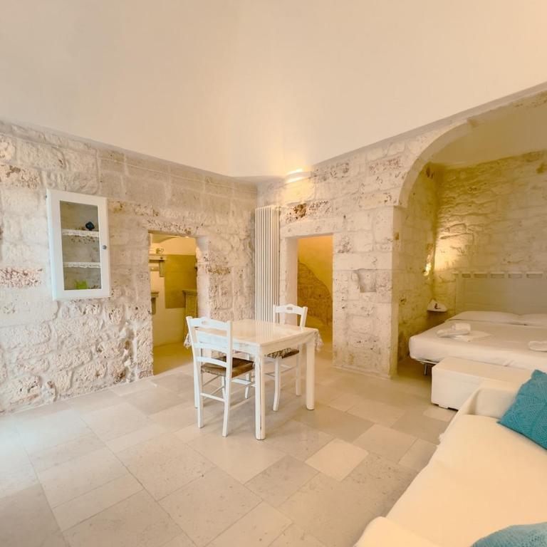 Suite Ninfea romantic suite Ostuni center - Casa con 1 Camera da Letto - 7