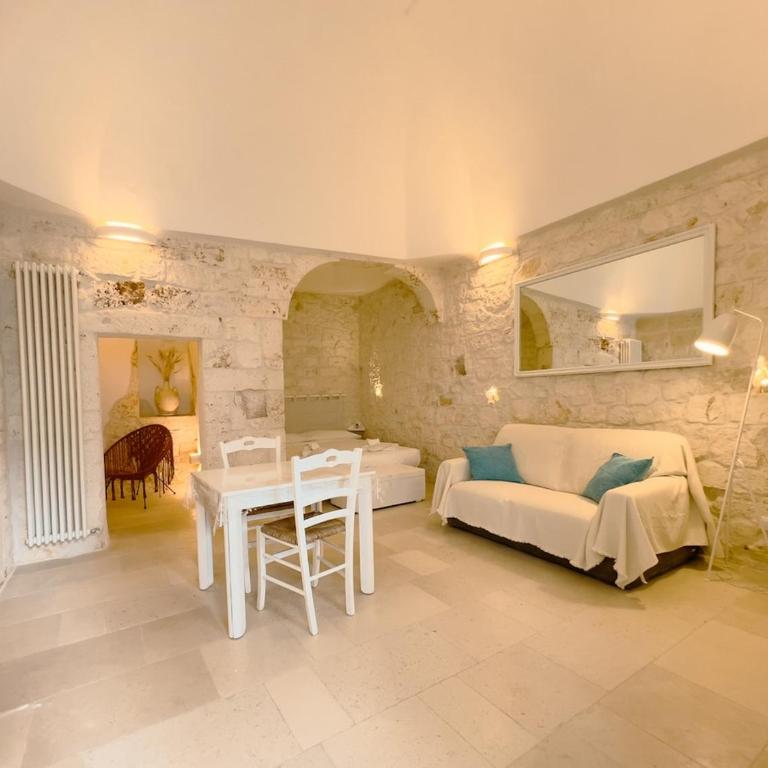 Suite Ninfea romantic suite Ostuni center - Casa con 1 Camera da Letto - 13