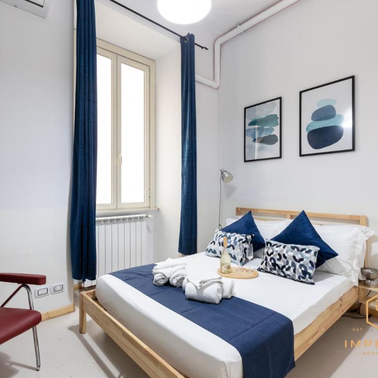 Imperium Vittorio Central Guesthouse - 4 BDR, City Center, 100mt to train station, pvt bathrooms, A-C - Camera Matrimoniale con Bagno Privato - 1