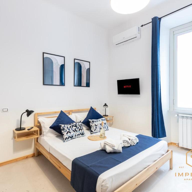 Imperium Vittorio Central Guesthouse - 4 BDR, City Center, 100mt to train station, pvt bathrooms, A-C - Camera Matrimoniale con Bagno Privato - 4