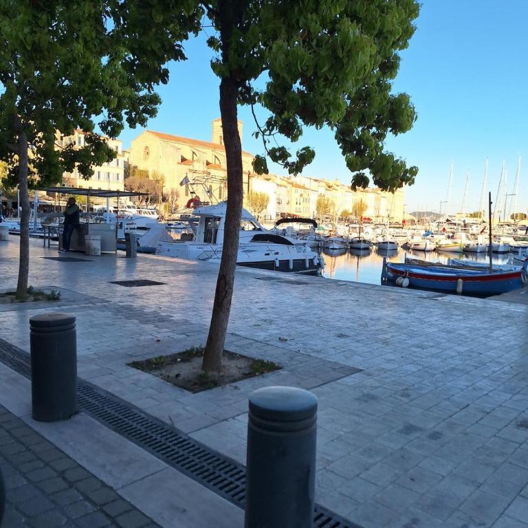 Logement entier appartement en résidence La Ciotat France - Apartamento de 1 dormitorio - 13