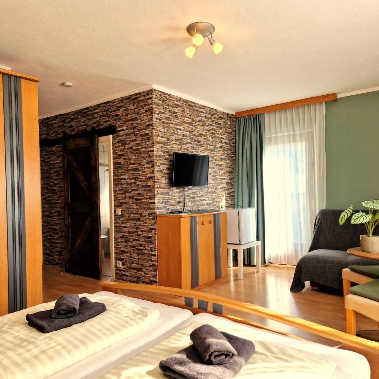 Waldpension Schiefling am See - Doppelzimmer mit Balkon oder Terrasse - 5