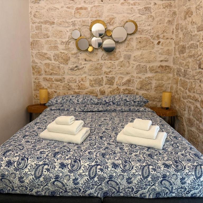Essential Ostuni Private Suite in the historic center - Two-Bedroom Apartment - 12