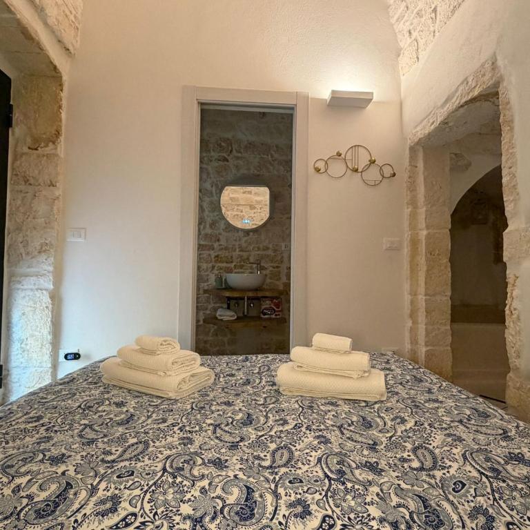 Essential Ostuni Private Suite in the historic center - Two-Bedroom Apartment - 11