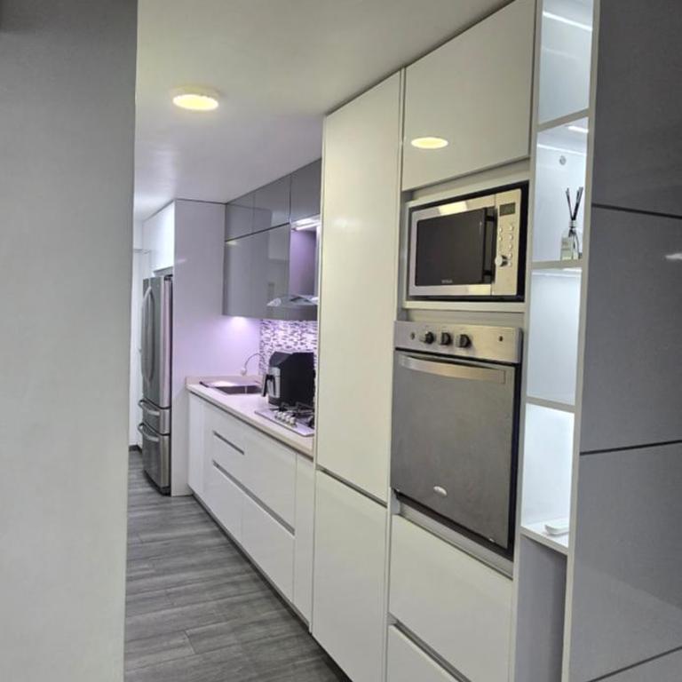 Apartamento en chacao - Two-Bedroom Apartment - 11