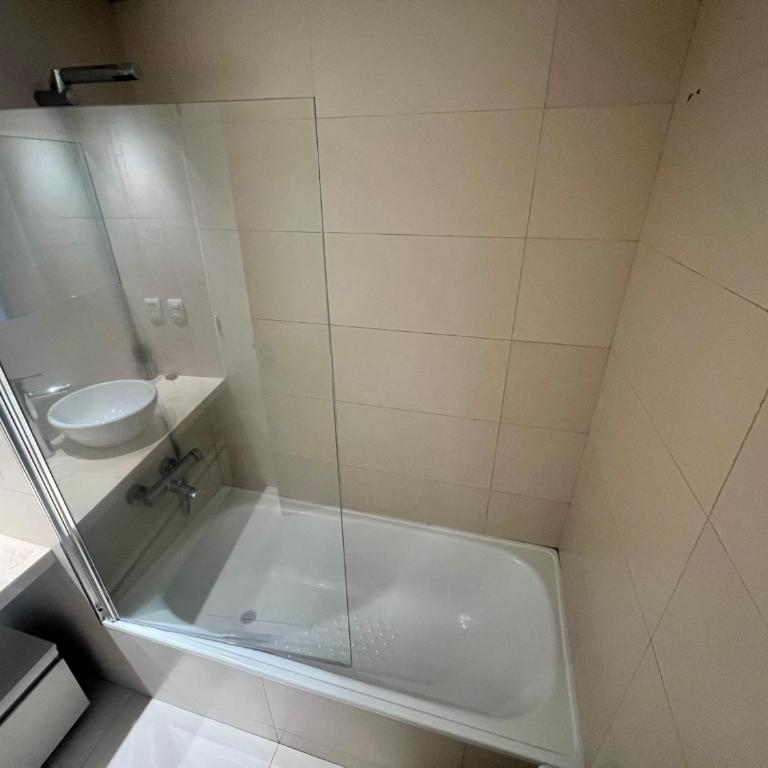 Quartier San Telmo Deluxe - Apartamento de 1 Dormitorio con balcón y vistas a la ciudad - 8