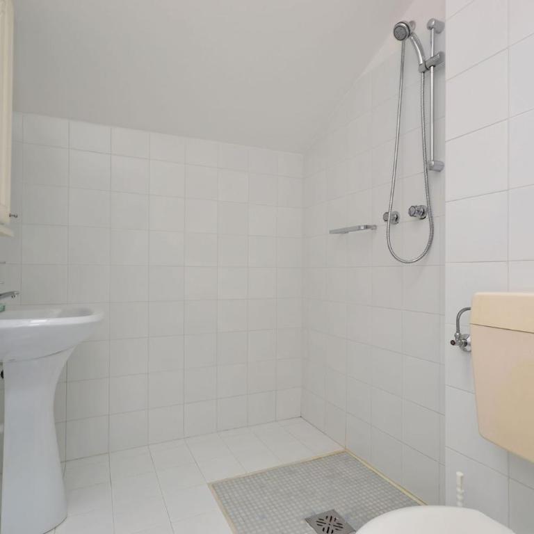 Two level flat with balcony - Apartment - 16