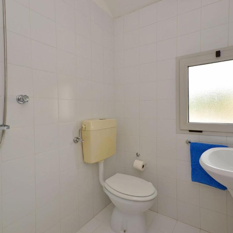 Familiar flat with balcony - Appartamento - 10