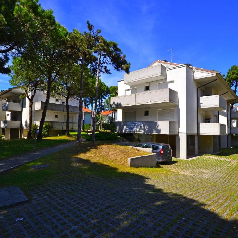 Familiar flat with balcony - Appartamento - 11