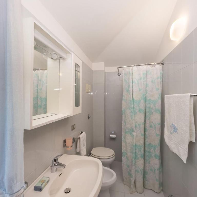 Bright flat near center and beach - Appartamento - 5