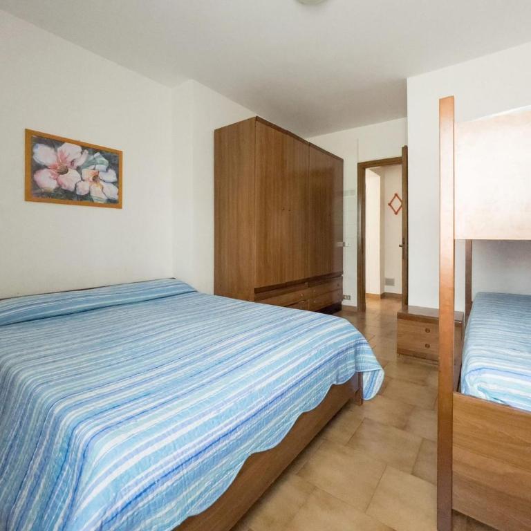 Apartment with parking near center - Apartment - 8