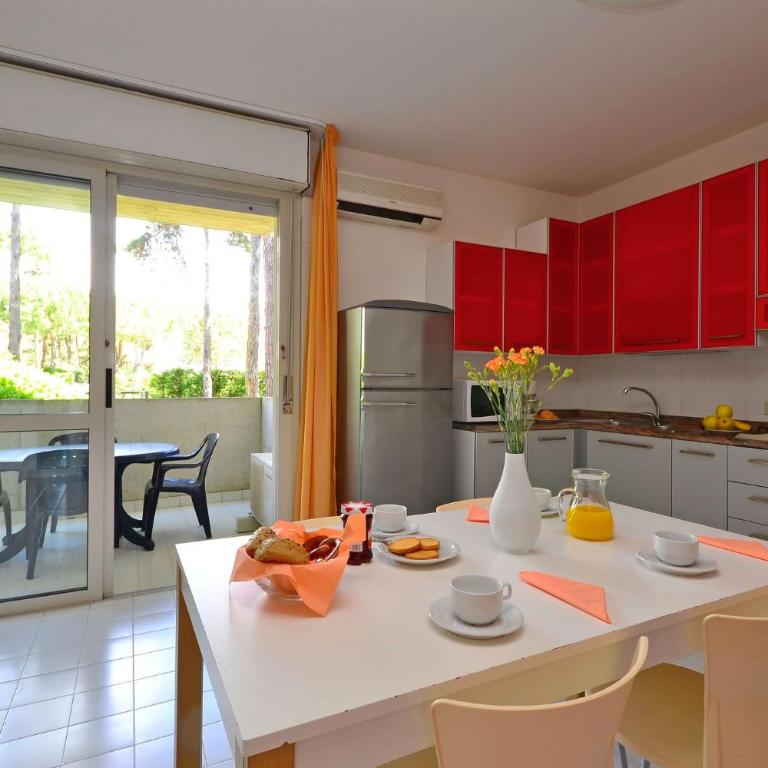 Bright apartment with balcony - Apartment - 14
