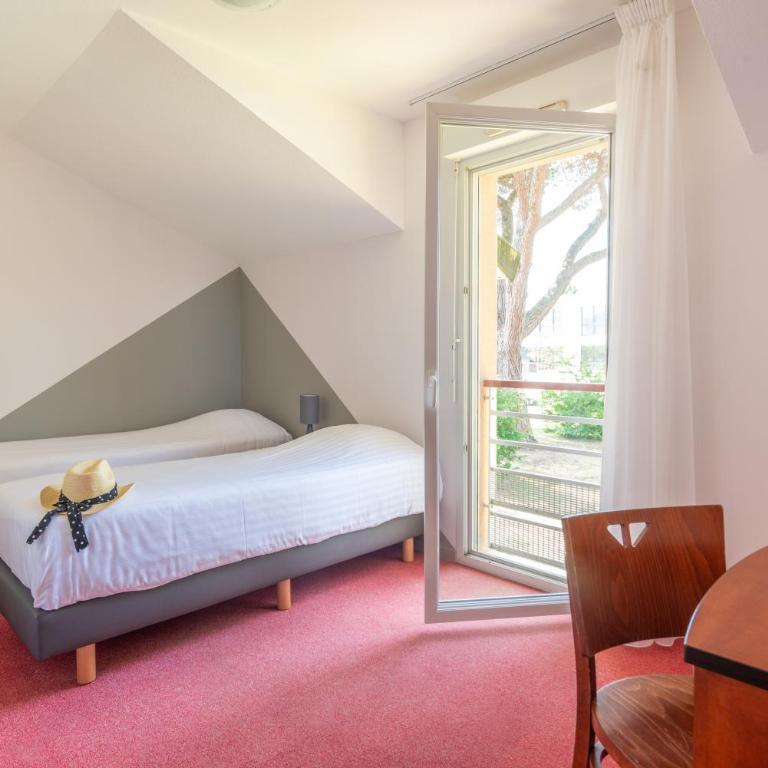 Zenitude Hôtel-Résidences Nantes La Beaujoire - Two-Bedroom Apartment - 5