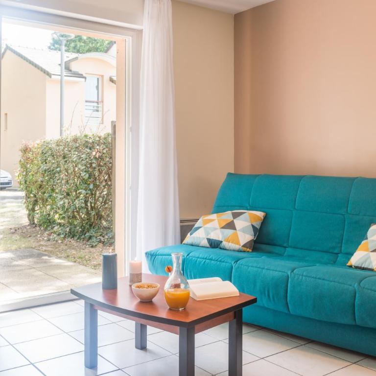 Zenitude Hôtel-Résidences Nantes La Beaujoire - Two-Bedroom Apartment - 18