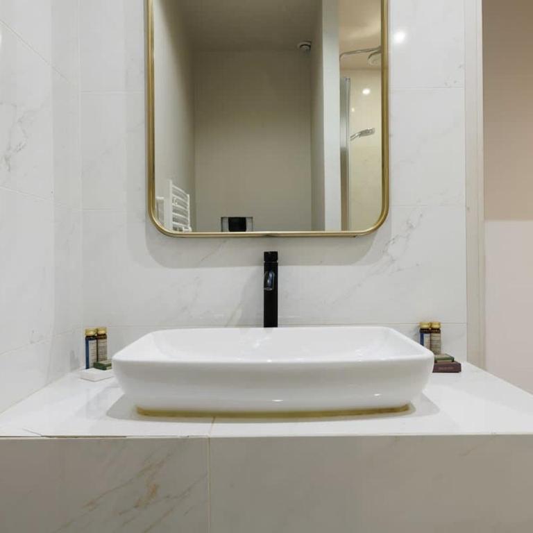 Appartement cosy 4BDR pour 12P Canal Saint Martin - Apartamento - 13