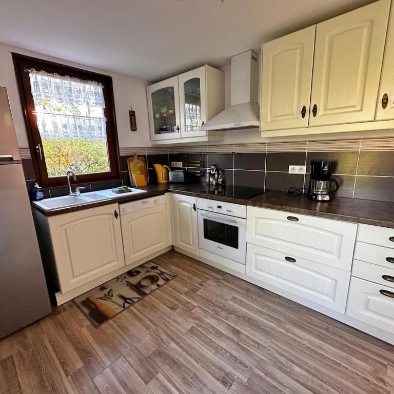 VERO - Chalet 5 pers tout confort avec jardin et parking - Chalet de 2 dormitorios - 5