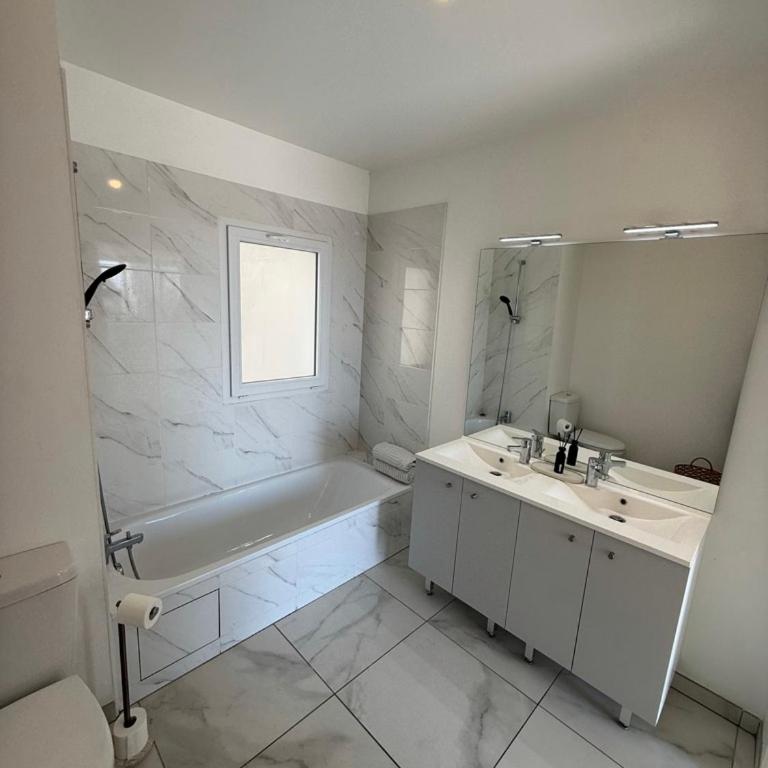 Maison sur le toit élégante & lumineuse - Appartamento con 2 Camere da Letto - 17