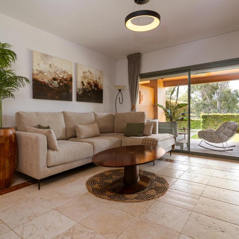 Benatalaya Golf Views - Apartamento Deluxe de 2 dormitorios con vistas al jardín - 8