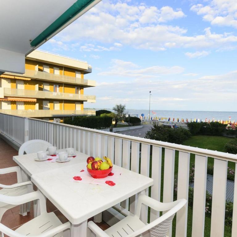 Equipped flat with garden and pool - Appartamento - 8