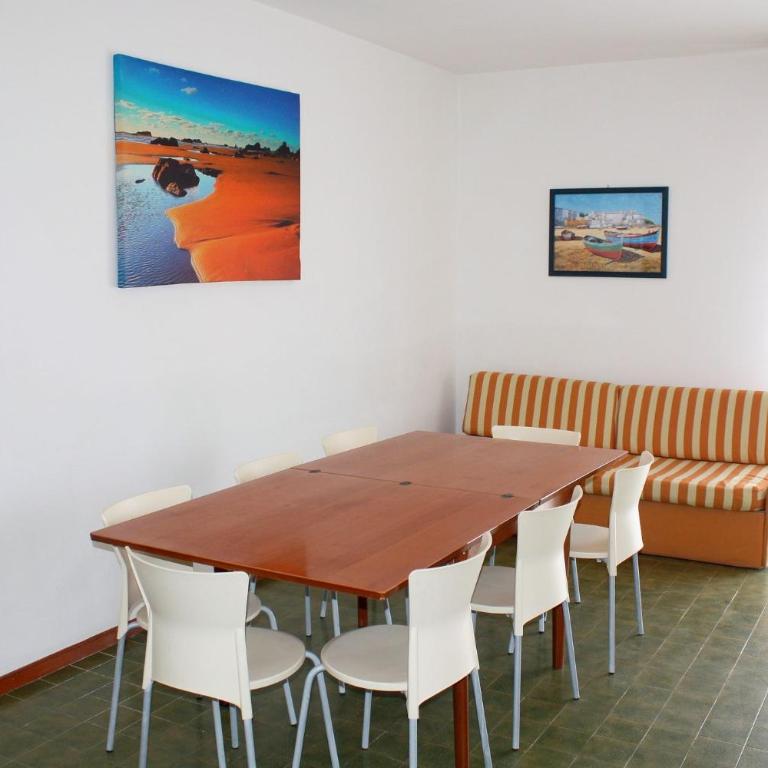 Equipped flat with garden and pool - Appartamento - 14