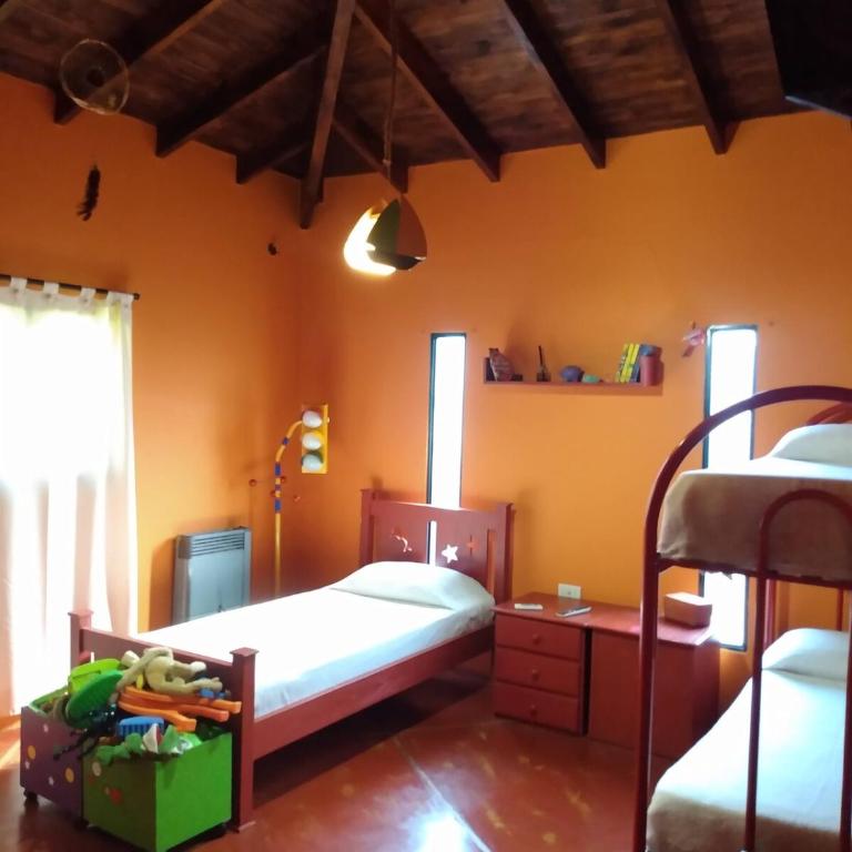 Espectacular Casa Quinta con Piscina - Three-Bedroom House - 9