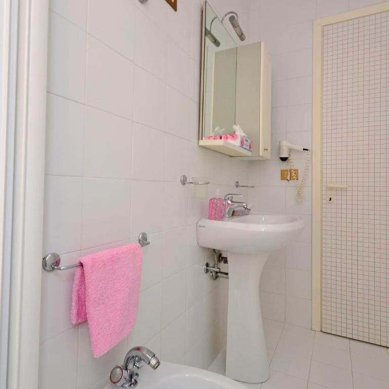 Sweet holiday apartment with pool - Appartamento - 19