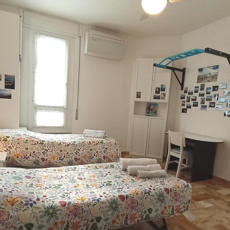 Family Haven a roomy and cosy suite just 200 mt from Lake Como with free parking garage! - Appartamento con 2 Camere da Letto - 3