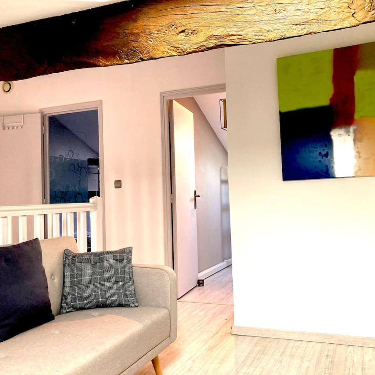 Elegant and cozy 2 bedrooms appartement with private parking - Apartment - Split Level - 8
