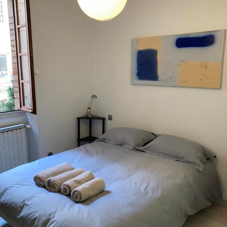 Elegant and cozy 2 bedrooms appartement with private parking - Apartment - Split Level - 10