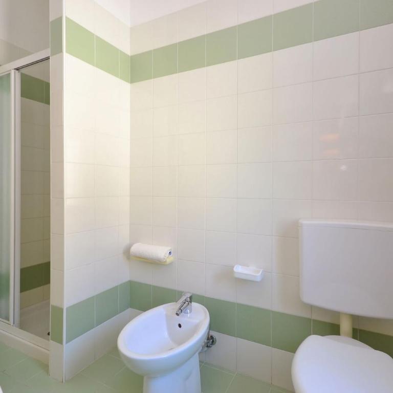 Quiet flat with balcony - Appartamento - 15