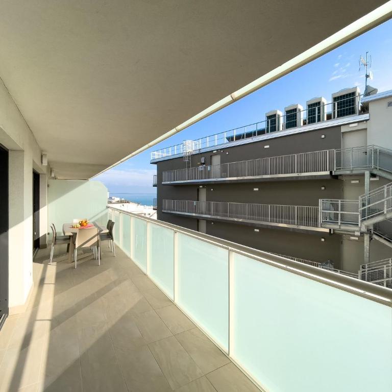 Chic flat just steps from the beach - Appartamento - 8