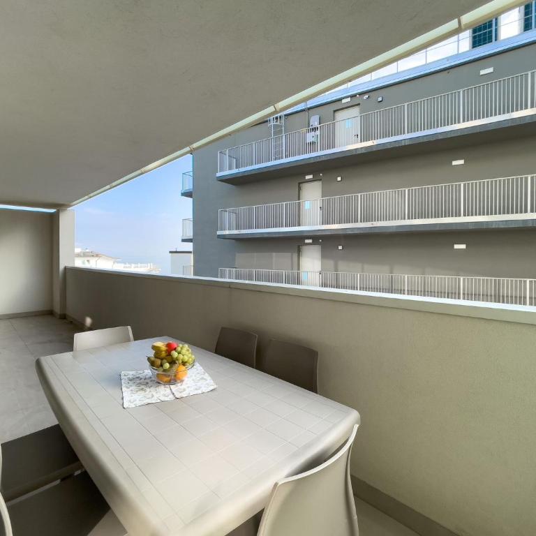 Chic flat just steps from the beach - Appartamento - 11