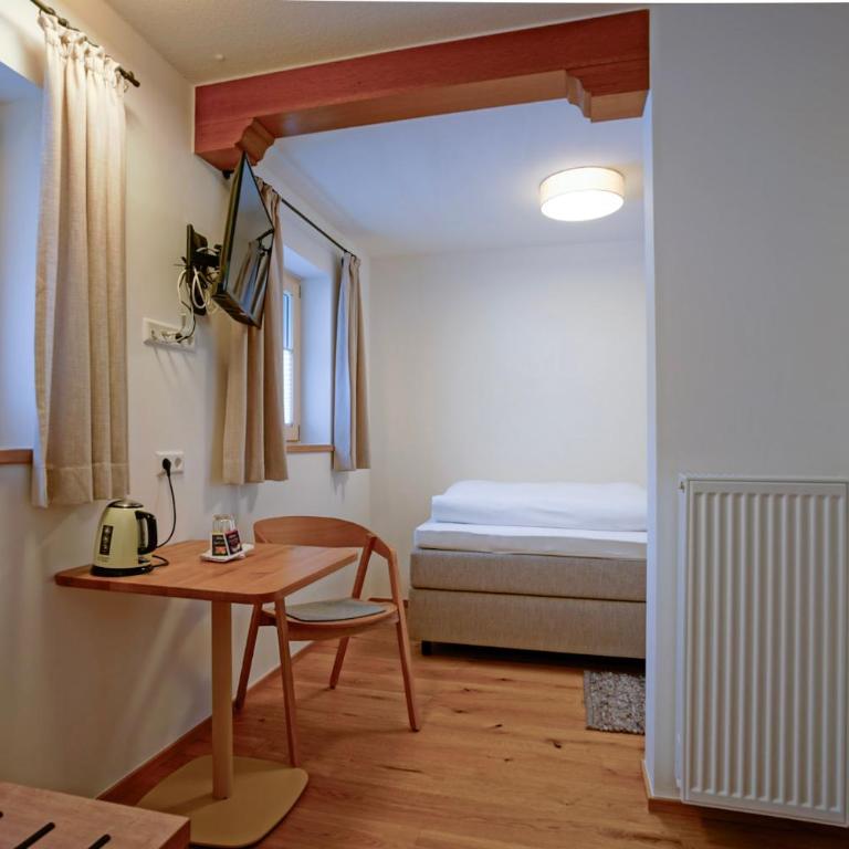 Gästehaus am Kurparkweg, Frühstückspension - Einzelzimmer - 1