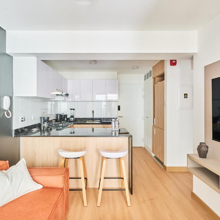 Arrieta 380 Suites by Geko - One-Bedroom Apartment with Balcony - 5