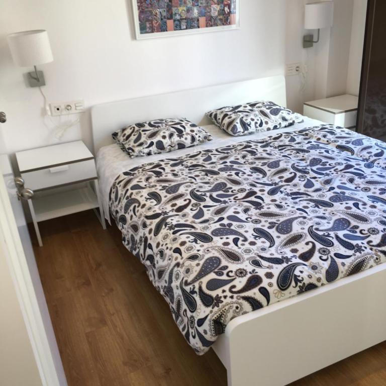 Apartamento Hiedra mid term mercado central - Two-Bedroom Apartment-Hiedra 5, puerta 4 - 7