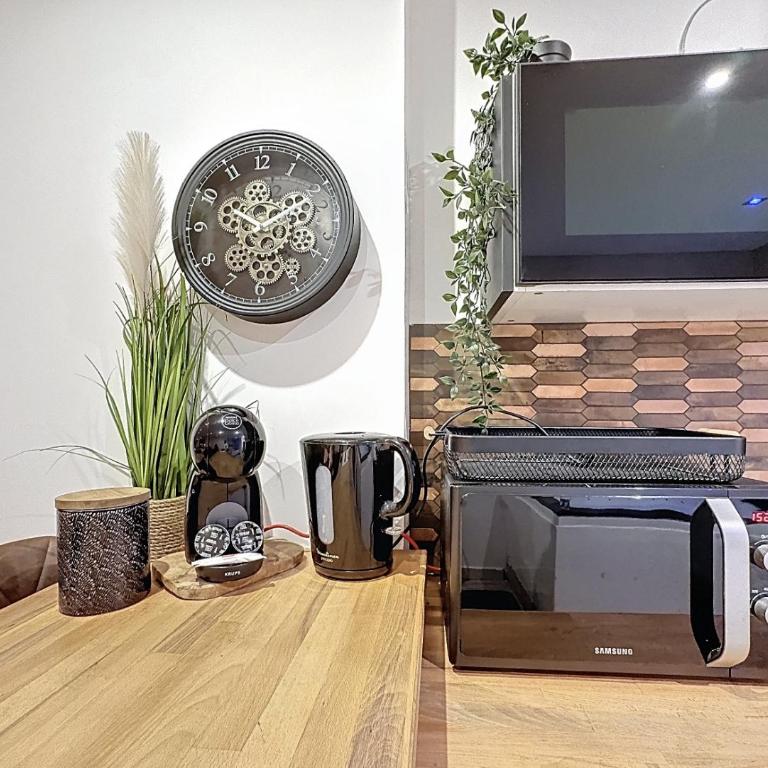La Suite d'Ysis - Jacuzzi - Saint-Etienne - Apartment mit 1 Schlafzimmer - 22