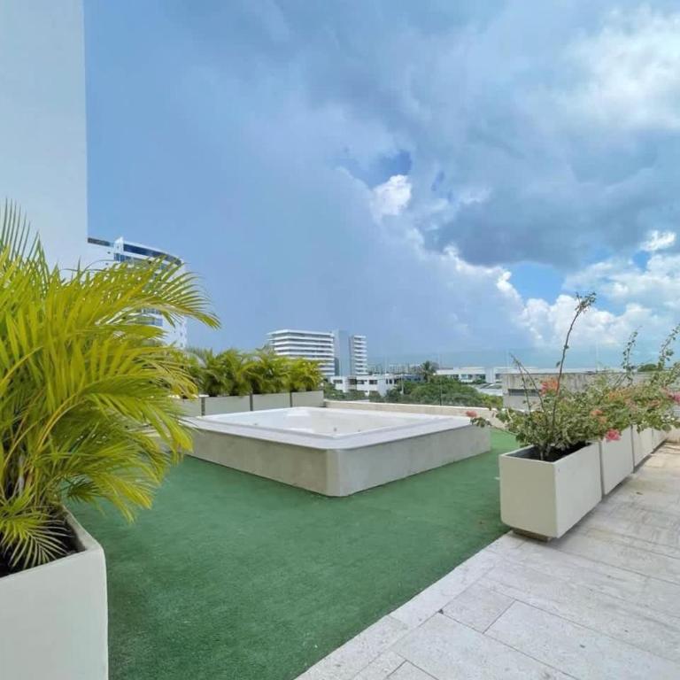 Elegant Beachview 1BR with Balcony in Crespo - One-Bedroom Apartment with Balcony - 21