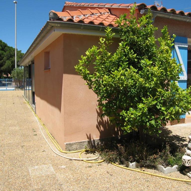 Villa 4 pièces, 10 couchages, jardin, terrasses, à 900m de la plage, Saint-Cyprien - FR-1-106-35 - Villa - 26