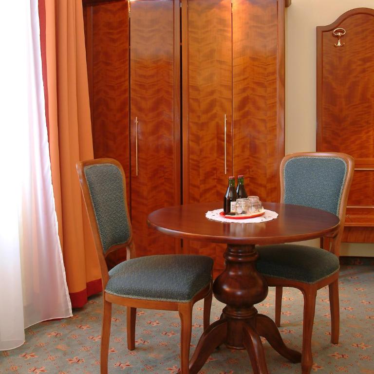 Altstadt Hotel Mosser Villach mit Parkplatz - Doppelzimmer mit Whirlpool - 15