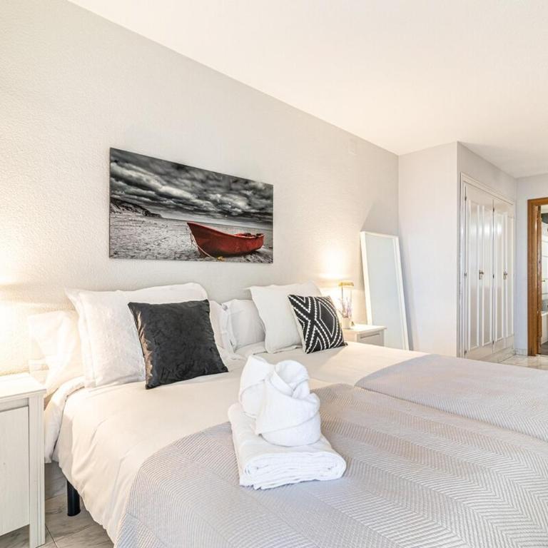 3 Hab. Primera Linea de Playa - Marbella centro - Apartment - 10