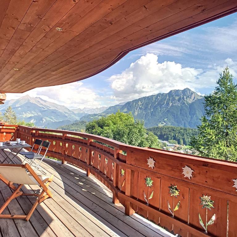 Vue, emplacement, standing, confort - Premium Apartment mit 3 Schlafzimmern und Balkon - 1