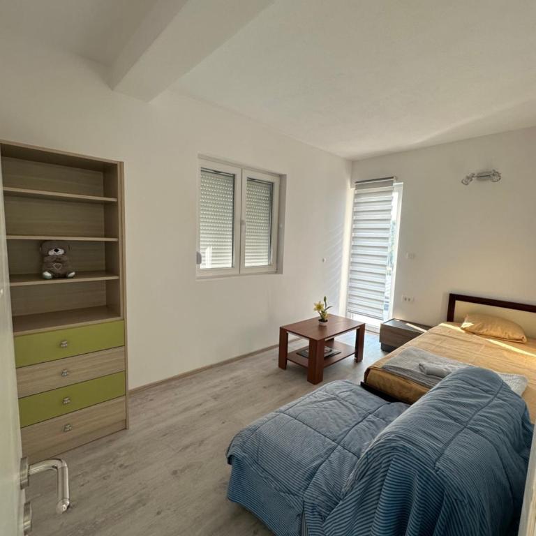 Apartman Kika - One-Bedroom Apartment - 8
