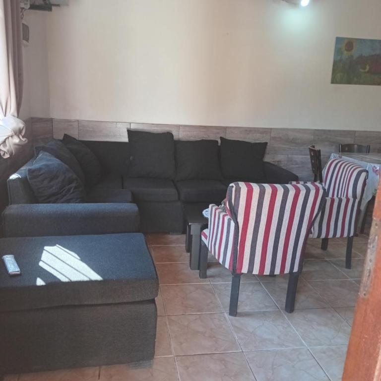 Casa vane - Two-Bedroom House - 1