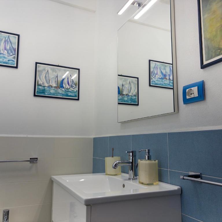 Villa Gino - Appartamento con 3 Camere da Letto - 54