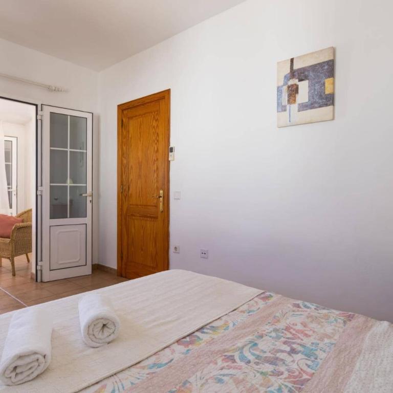 Villa Susie by Villa Plus - Villa - 8