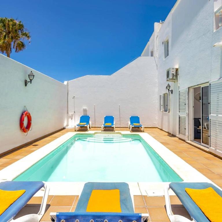 Villa Susie by Villa Plus - Villa - 12