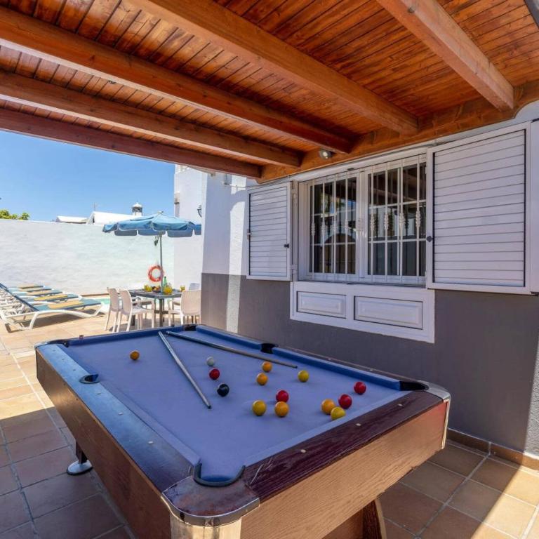 Villa Susie by Villa Plus - Villa - 11