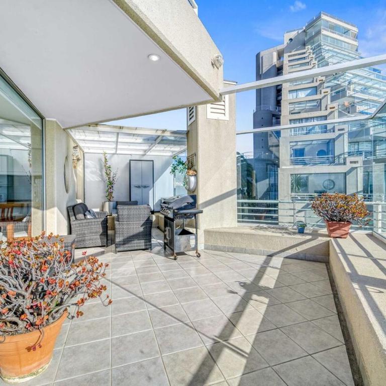 Sunset Terrace 2 Bedroom, Beautiful Ocean View - Two-Bedroom Apartment - 15