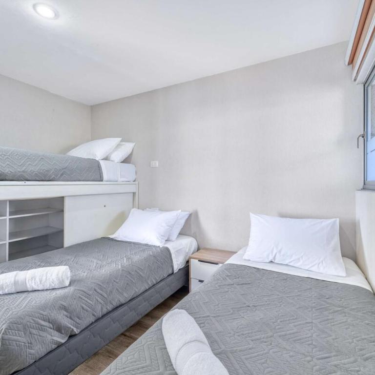 Sunset Terrace 2 Bedroom, Beautiful Ocean View - Two-Bedroom Apartment - 21
